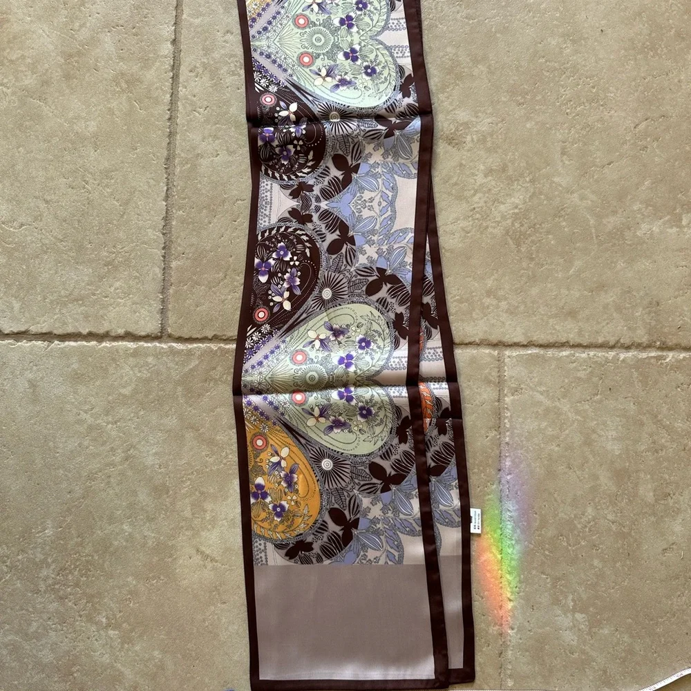 Colorful Patterned double sided silk scarf. Never worn, new - Picture 3 of 6